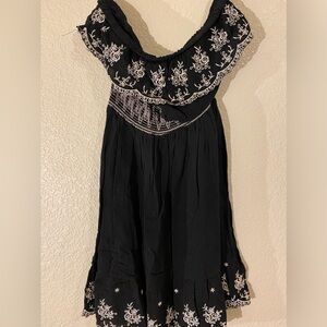 Off The Shoulders Black Dress